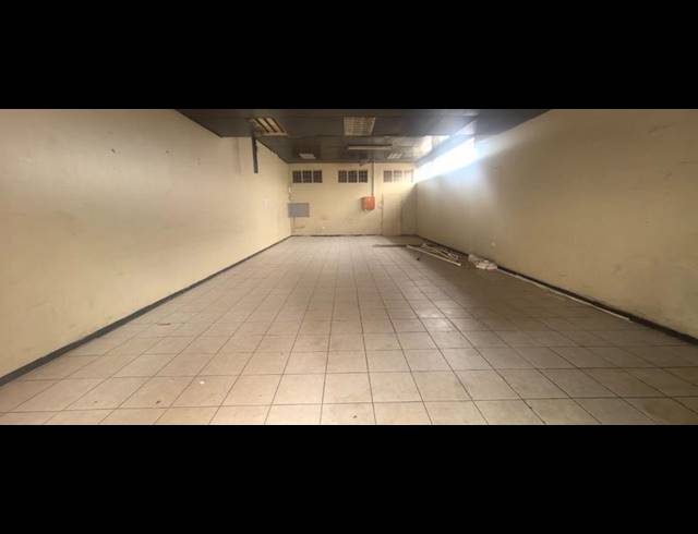 BUSINESS PROPERTY TO RENT IN LA ROCHELLE
